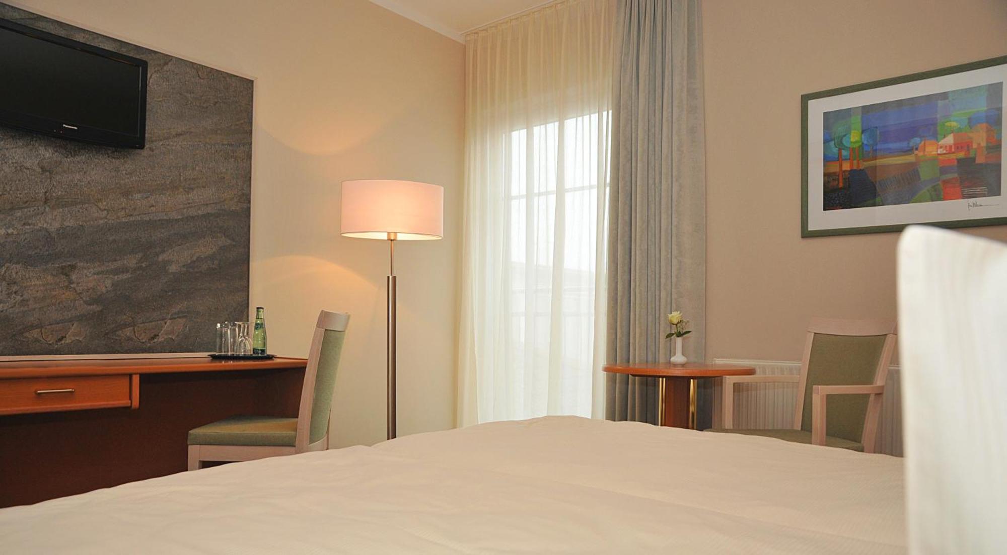 Hotel Friesen Вердау Экстерьер фото