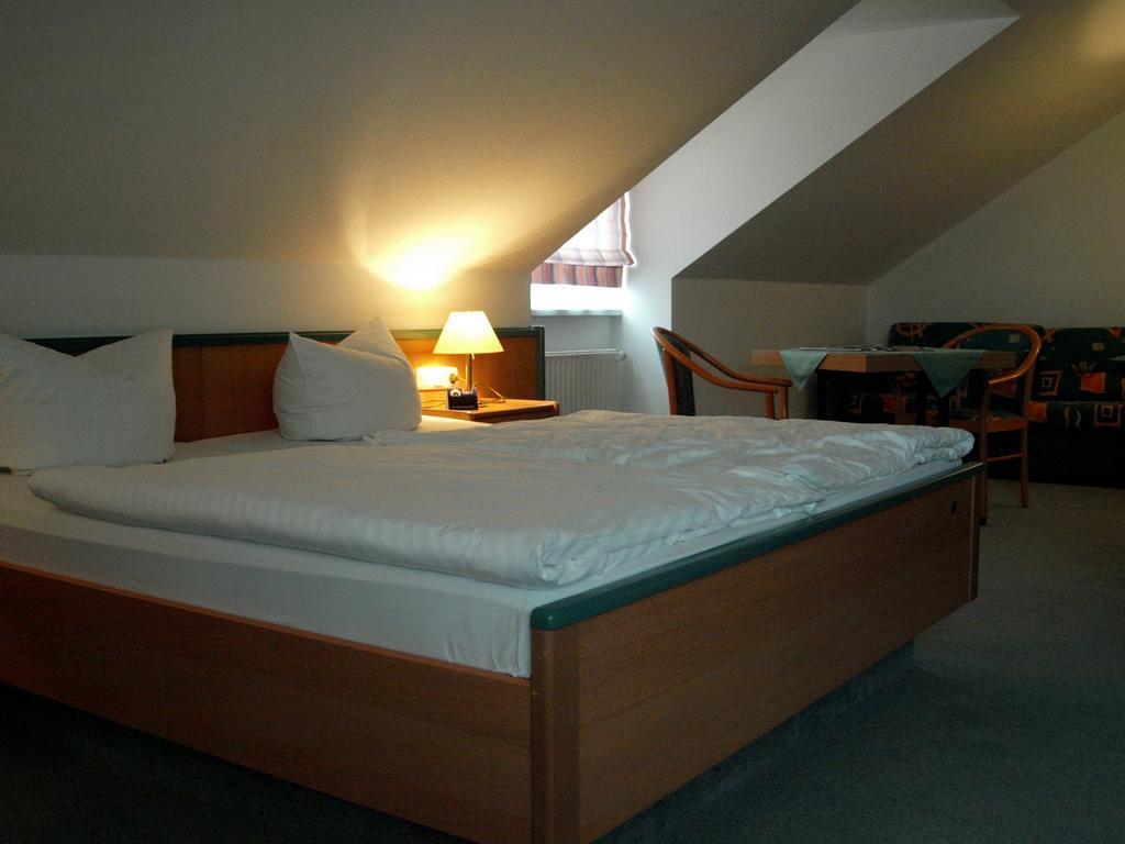 Hotel Friesen Вердау Экстерьер фото