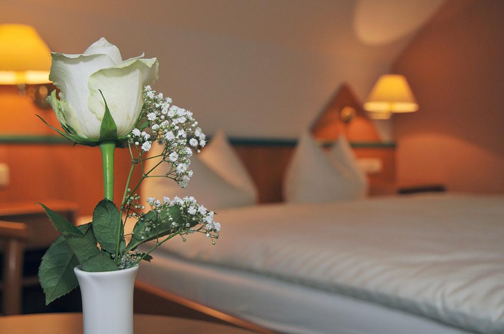 Hotel Friesen Вердау Экстерьер фото